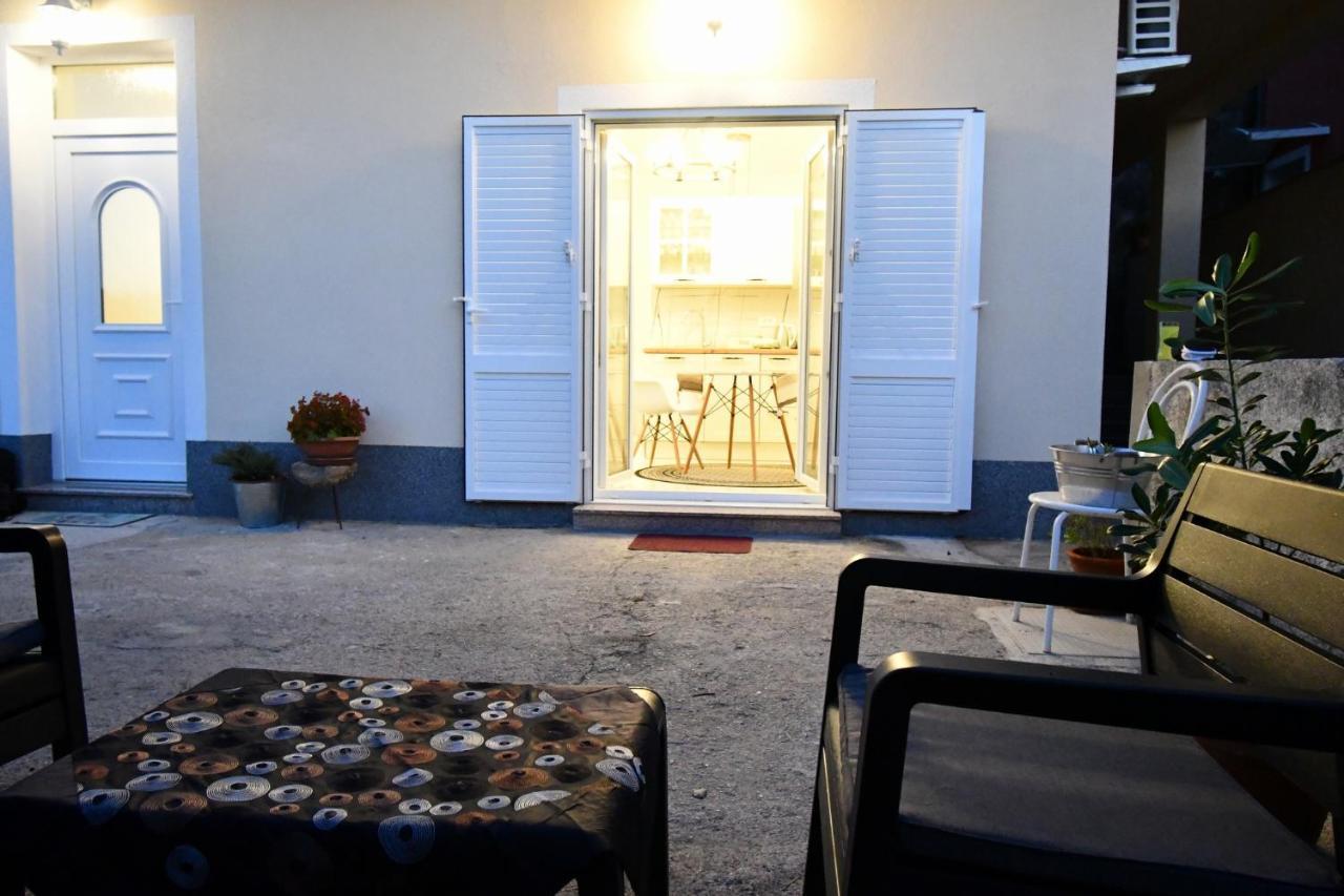 Apartment Frida Rab Banjol Εξωτερικό φωτογραφία