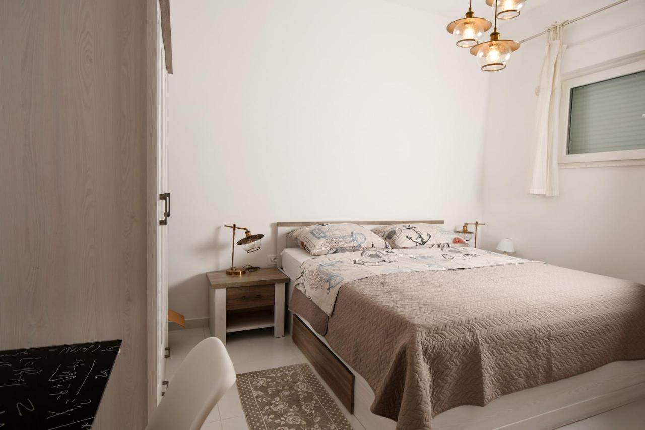 Apartment Frida Rab Banjol Εξωτερικό φωτογραφία