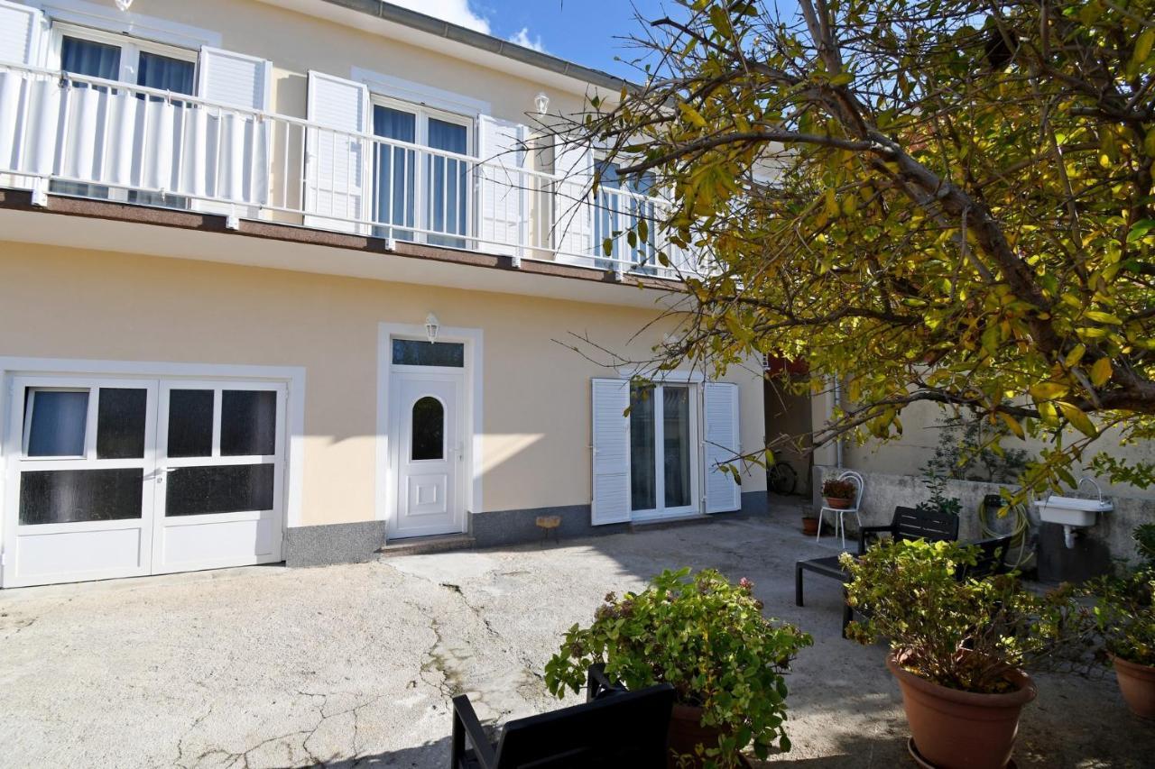 Apartment Frida Rab Banjol Εξωτερικό φωτογραφία